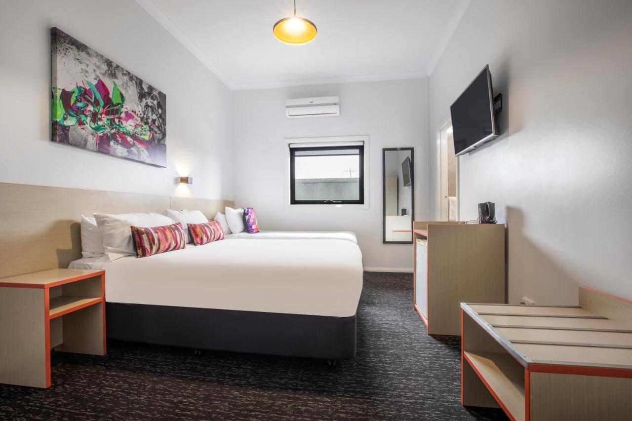 Nightcap At Ashley Hotel Braybrook Exterior photo