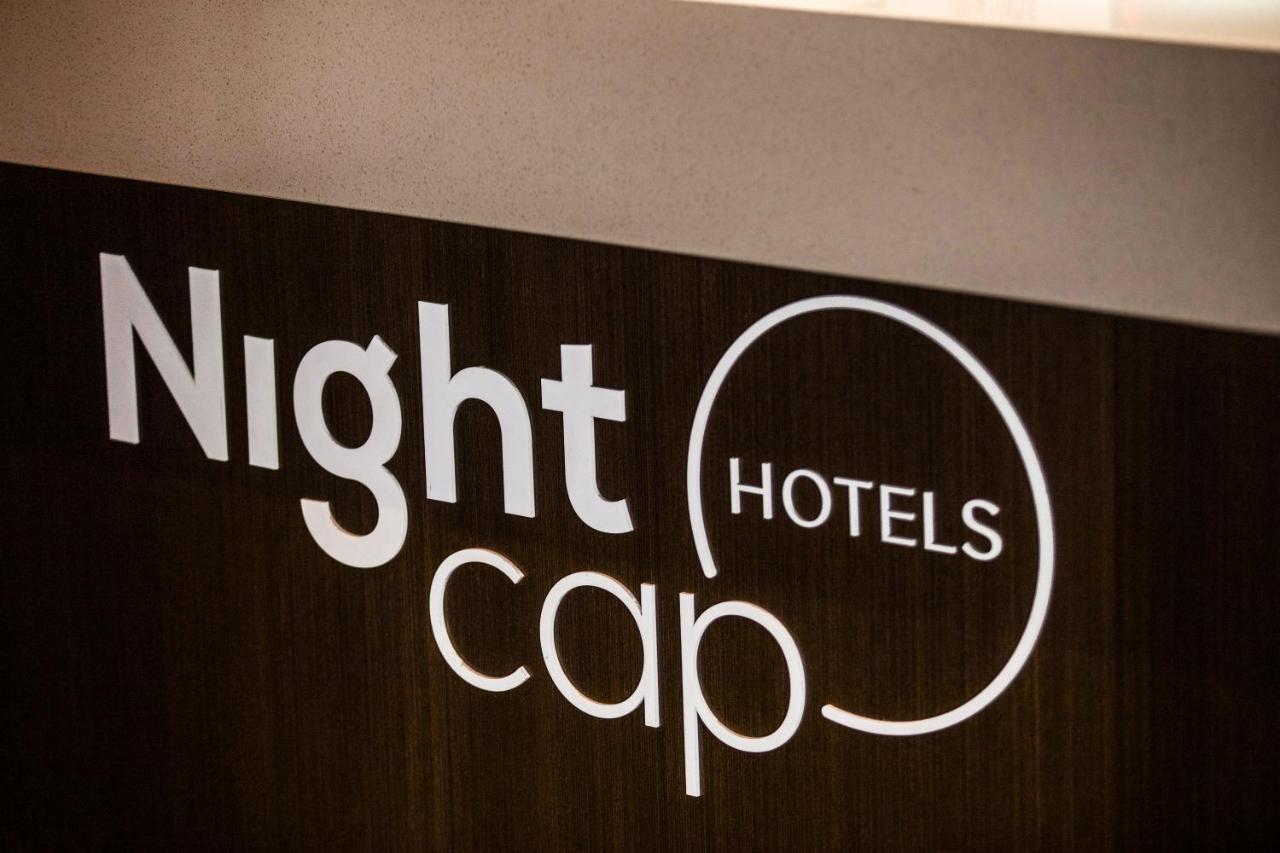 Nightcap At Ashley Hotel Braybrook Exterior photo